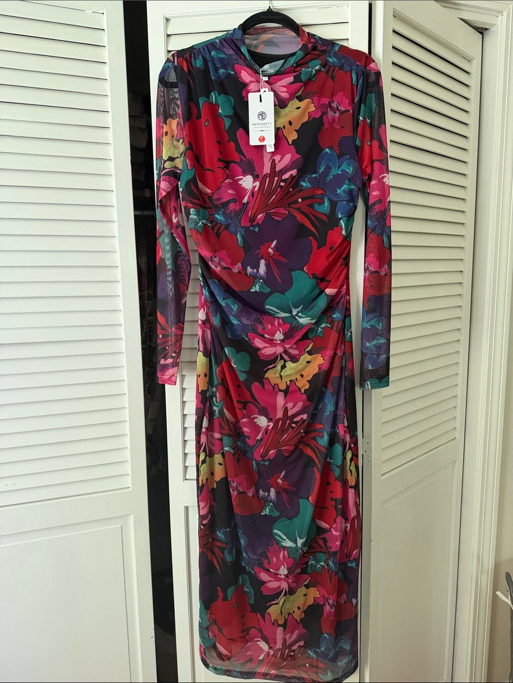 Long Sleeve Floral Midi Dress in Multi - Unbranded